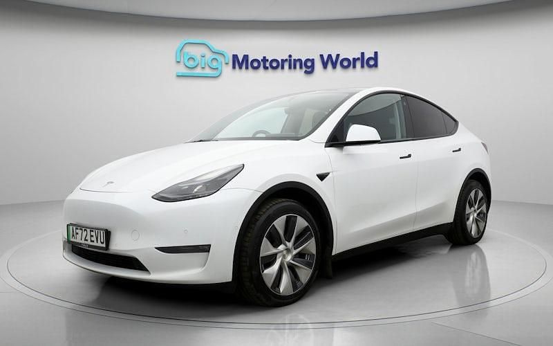 Used Tesla Model Y Long Range AWD 286 kW (389 HP) 2025 SUV