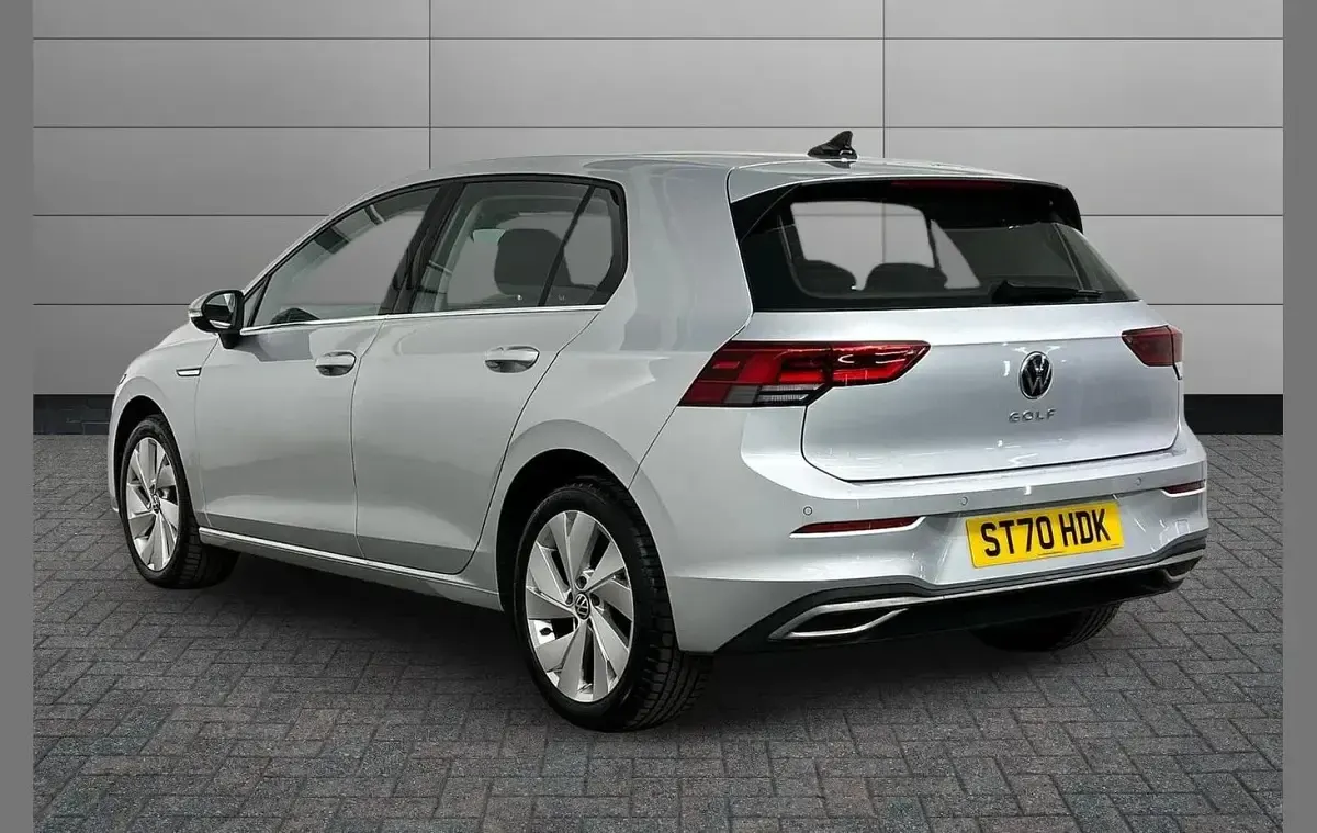 Used VW Golf VIII Style 128 HP (94 kW) 2020 Silver Hatchback
