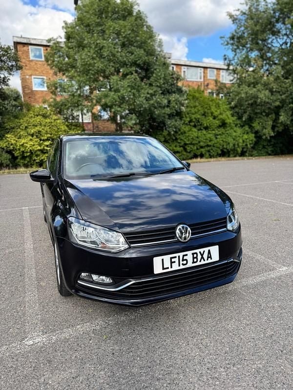 Black Used 2015 VW Polo SE Hatchback | £6,699 (Good price) - Image 1/4