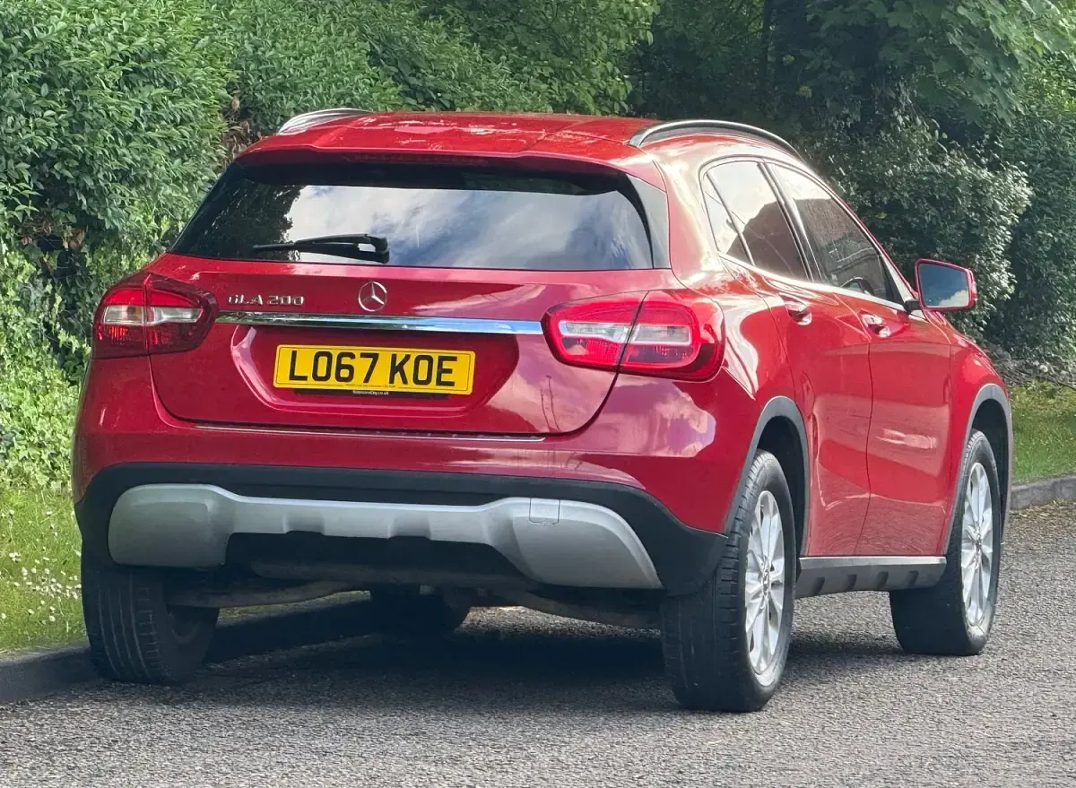 Used Mercedes GLA200 SE 2017 Red SUV