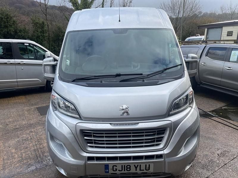 Used Peugeot Boxer 130 HP (95 kW) 2018 Silver Van