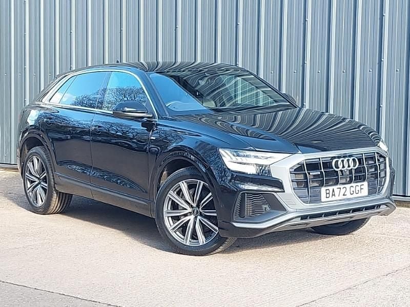 Used Audi Q8 Comfort 340 HP (250 kW) 2022 Black SUV