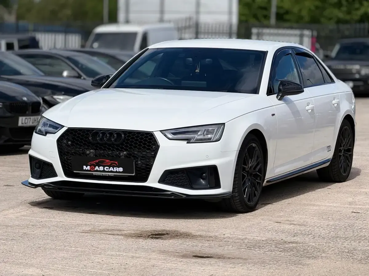 Second-hand Audi A4 Black Edition 150 CP (110 kW) 2019 Alb Berlinǎ