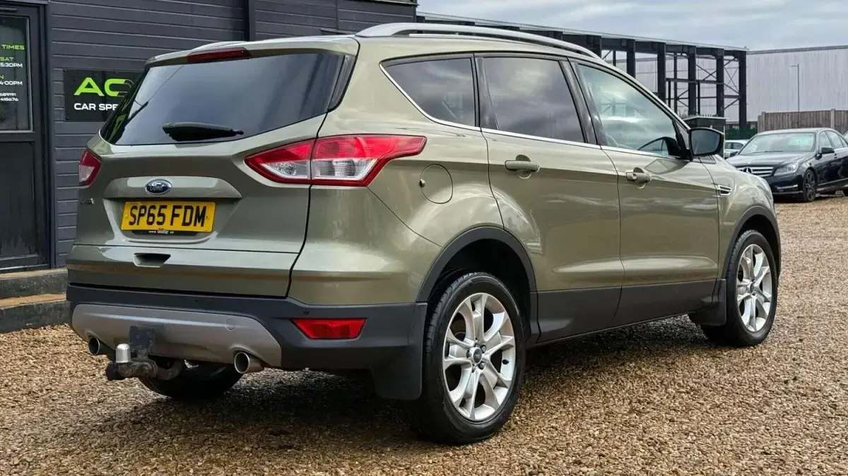 Used Ford Kuga Titanium 2015 Green SUV