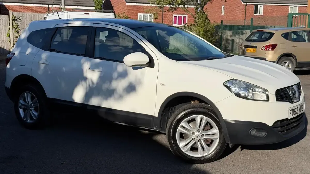 Second-hand Nissan Qashqai +2 Acenta 117 CP (86 kW) 2013 Alb SUV