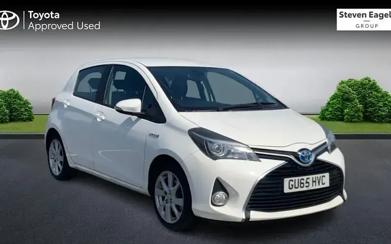 Used Toyota Yaris 101 HP (74 kW) 2016 Hatchback