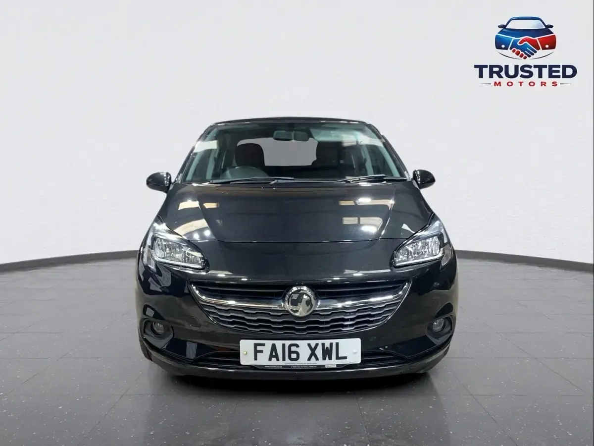 Used Vauxhall Corsa Design Edition 95 HP (69 kW) 2016 Black Hatchback
