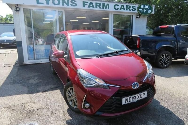 Used 2019 Toyota Yaris Hybrid | £12,495 (Good price) - Image 1/1