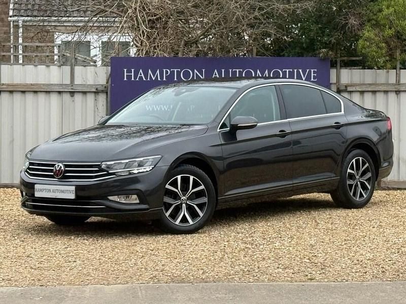 Used VW Passat SEL 150 HP (110 kW) 2021 Grey Sedan