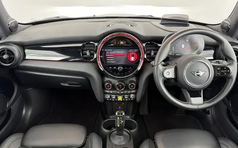 Used Mini Cooper Level 3 135 kW (184 HP) 2023 Hatchback