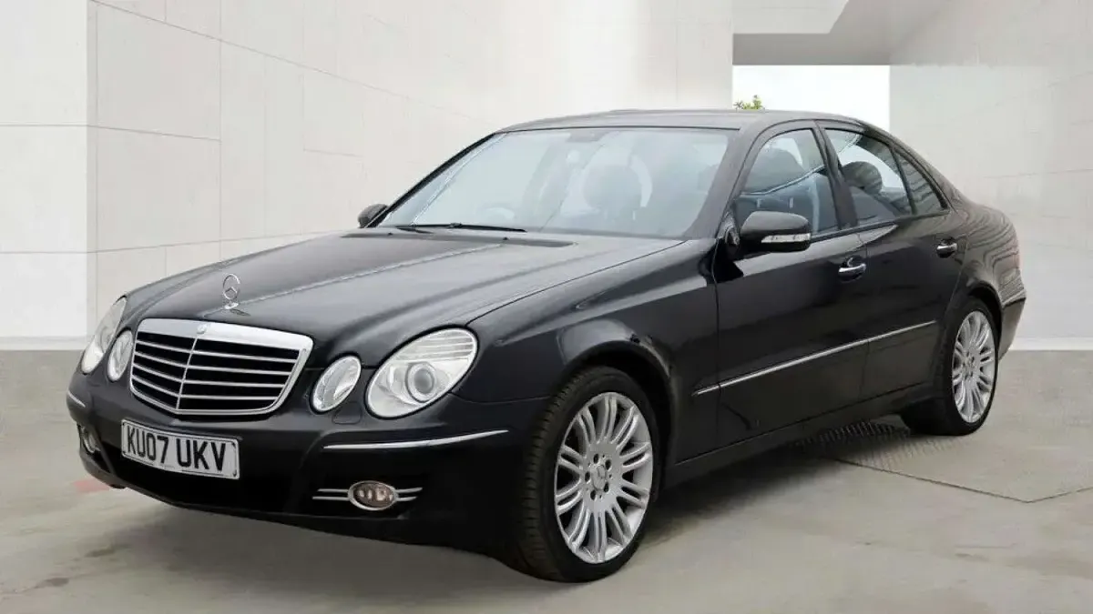 Used Mercedes E280 2007 Black Sedan