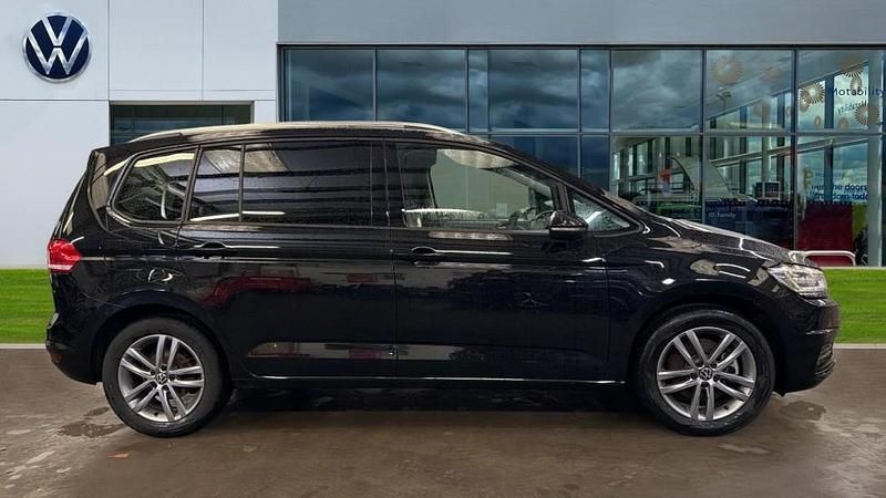 Used VW Touran Match 150 HP (110 kW) 2025 Grenadilla black metallic MPV