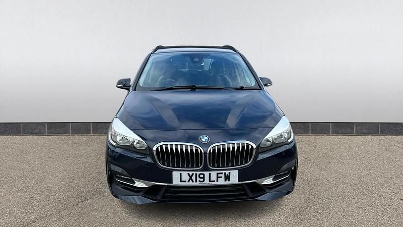 Used BMW 220 Luxury Line 192 HP (141 kW) 2019 Blue Estate