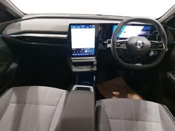 Used Renault Megane E-Tech Komfort 159 kW (217 HP) 2025 Grey Hatchback