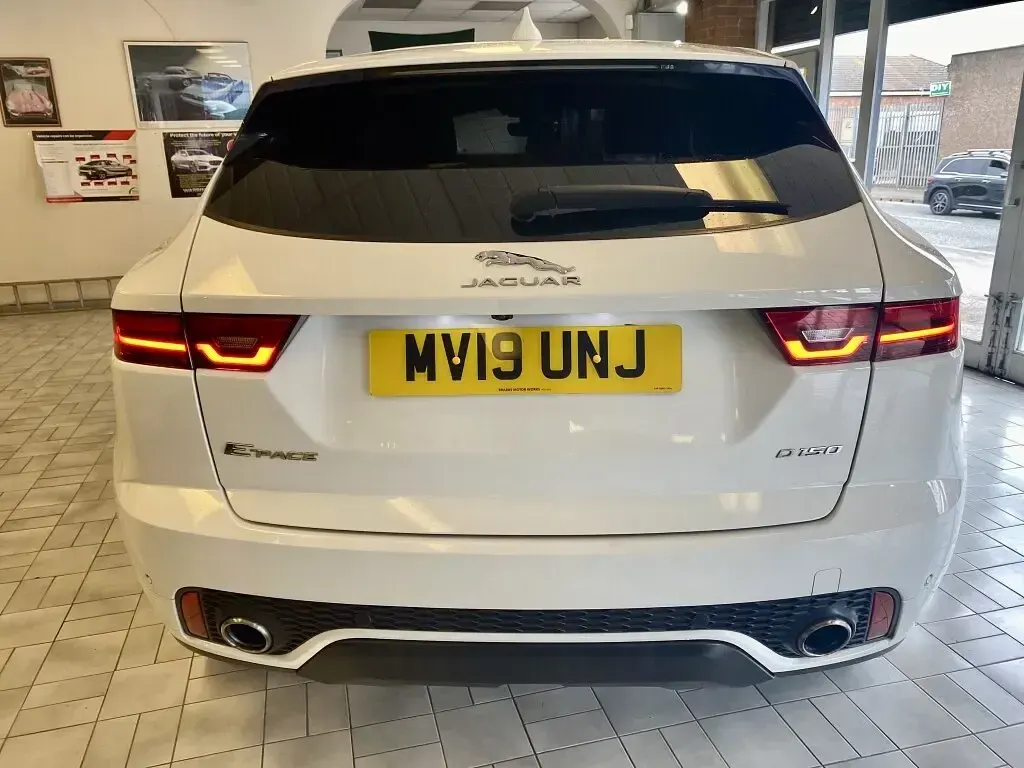 Used Jaguar E-Pace R-Dynamic 150 HP (110 kW) 2019 White SUV