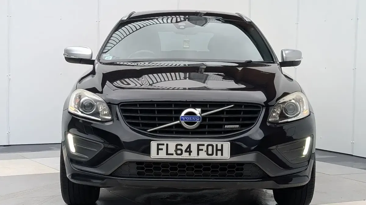 Used Volvo XC60 R-Design 181 HP (133 kW) 2014 Black SUV