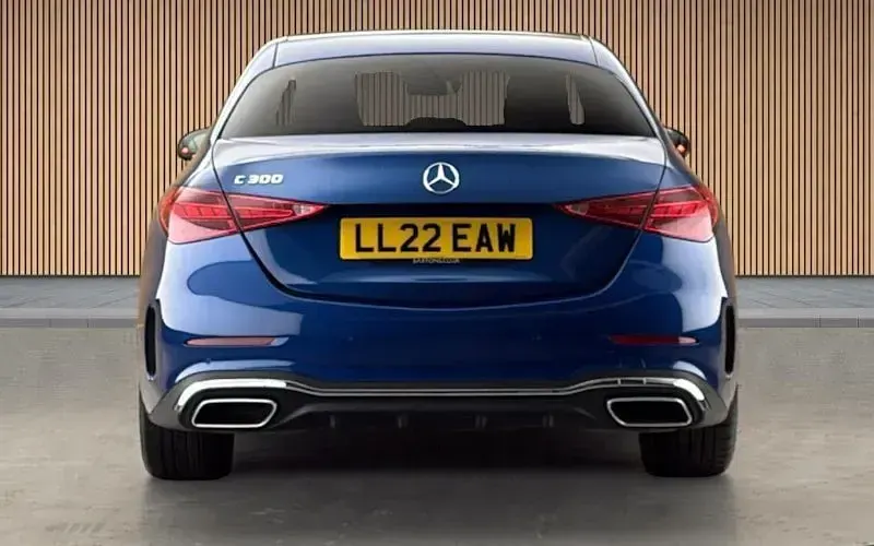 Used Mercedes C300 AMG Line Premium Plus 258 HP (189 kW) 2025 Sedan