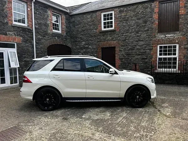 Used Mercedes ML250 2013 White SUV