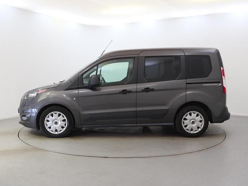 Used Ford Tourneo Connect Zetec 100 HP (73 kW) 2017 Grey MPV