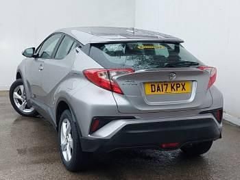 Used Toyota C-HR 115 HP (84 kW) 2017 Silver SUV