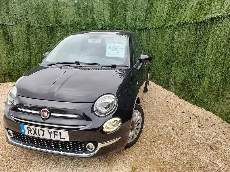 Used Fiat 500 Lounge 69 HP (50 kW) 2017 Black Hatchback
