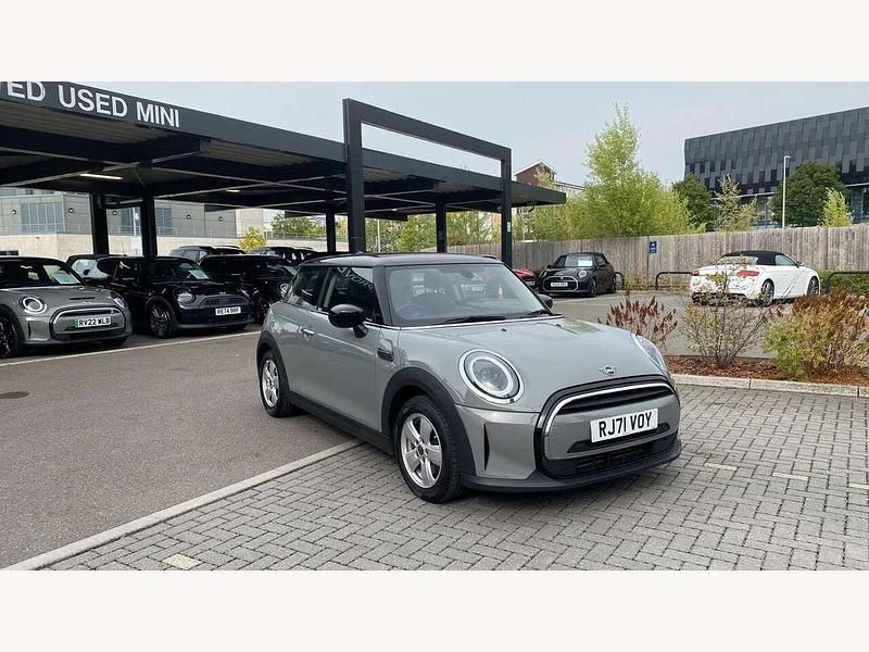 Grey Used 2022 Mini Cooper Classic Hatchback | £15,250 (Fair price) - Image 1/4