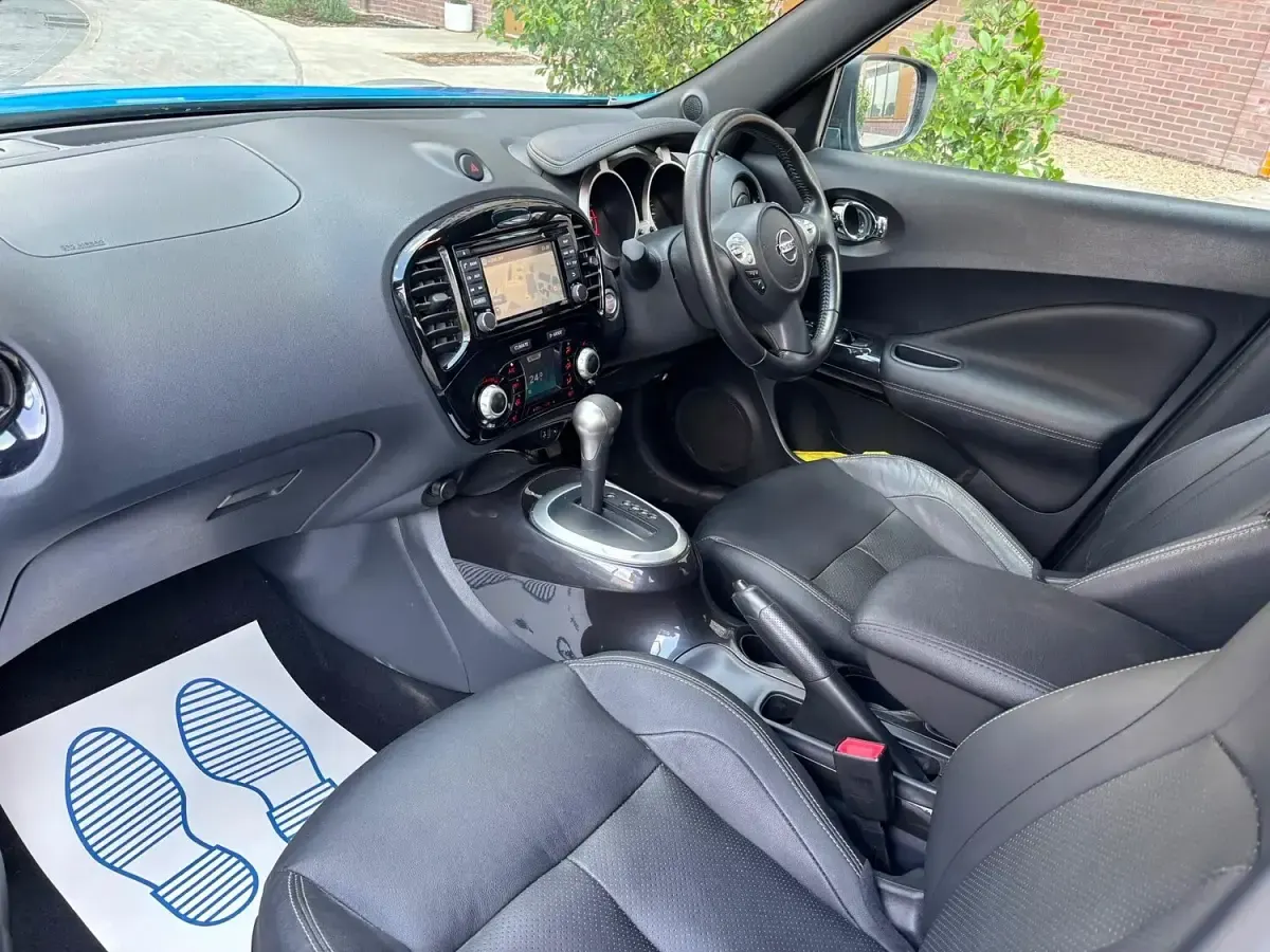 Used Nissan Juke Tekna 2018 Blue SUV