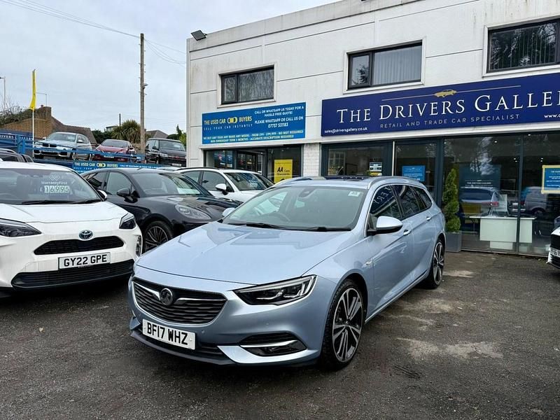 Second-hand Vauxhall Insignia Elite 170 CP (125 kW) 2017 Argintiu Break