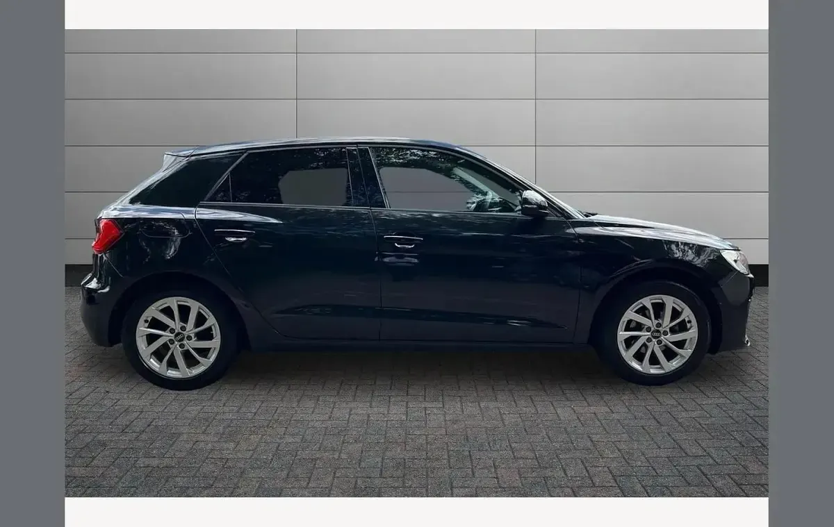 Used Audi A1 Sport 95 HP (69 kW) 2023 Black SUV