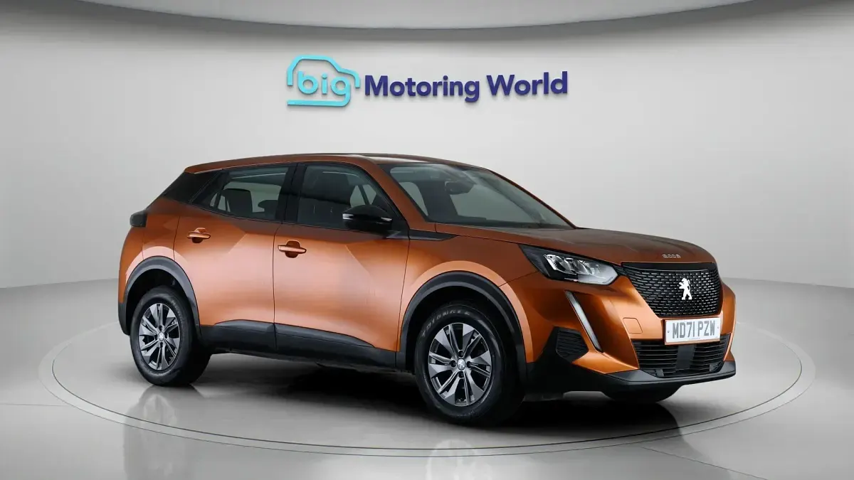 Used Peugeot 2008 Active Premium 101 HP (74 kW) 2022 SUV