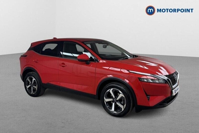 Red Used 2023 Nissan Qashqai N-Connecta SUV | £21,099 (Fair price) - Image 1/4