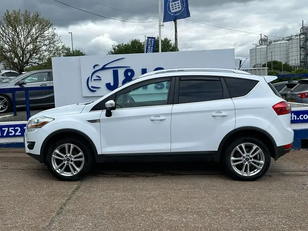 Used Ford Kuga Titanium X 163 HP (119 kW) 2012 White SUV
