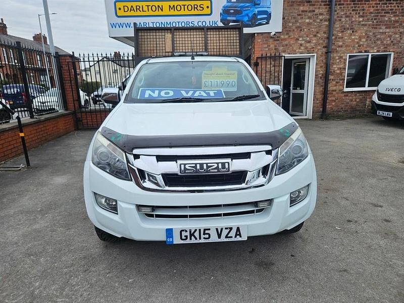 Used Isuzu D-Max 2015 White Pickup