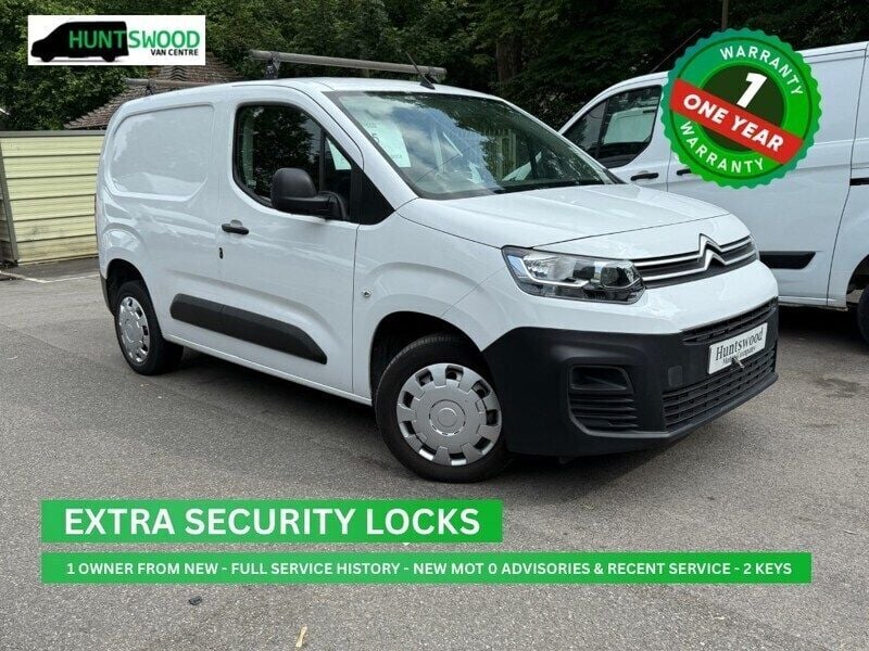 White Used 2023 Citroën Berlingo MPV | £8,995 (Super price) - Image 1/3