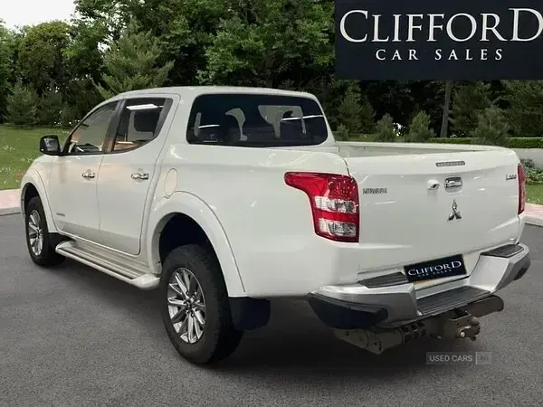 Used Mitsubishi L200 Warrior 2017 White Pickup