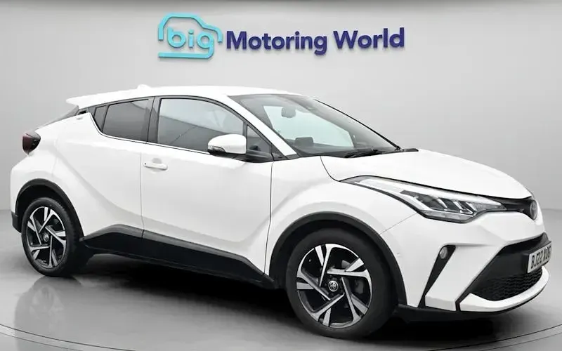 Second-hand Toyota C-HR Design 122 CP (89 kW) 2022 SUV