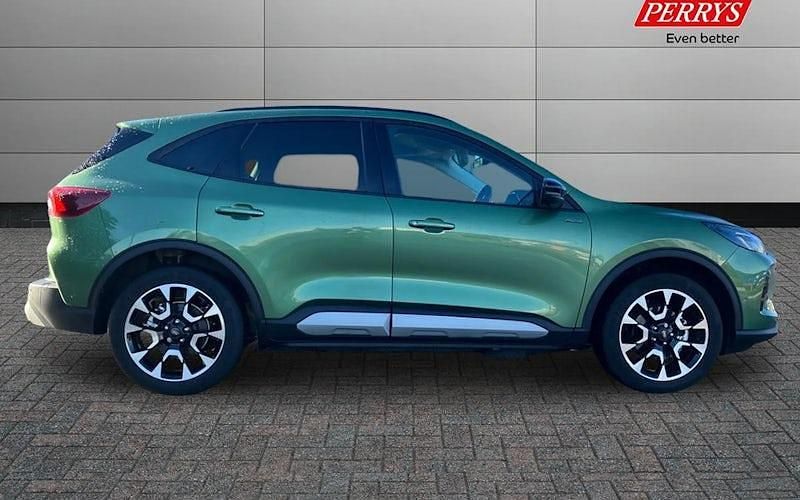 Used Ford Kuga Active 242 HP (177 kW) 2025 SUV