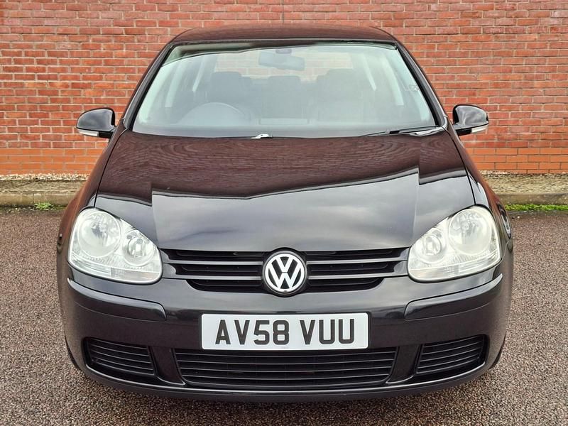 Used VW Golf VI Match 103 HP (75 kW) 2008 Black Hatchback