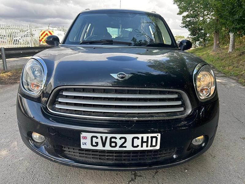 Used Mini Cooper D Countryman 112 HP (82 kW) 2012 Black SUV