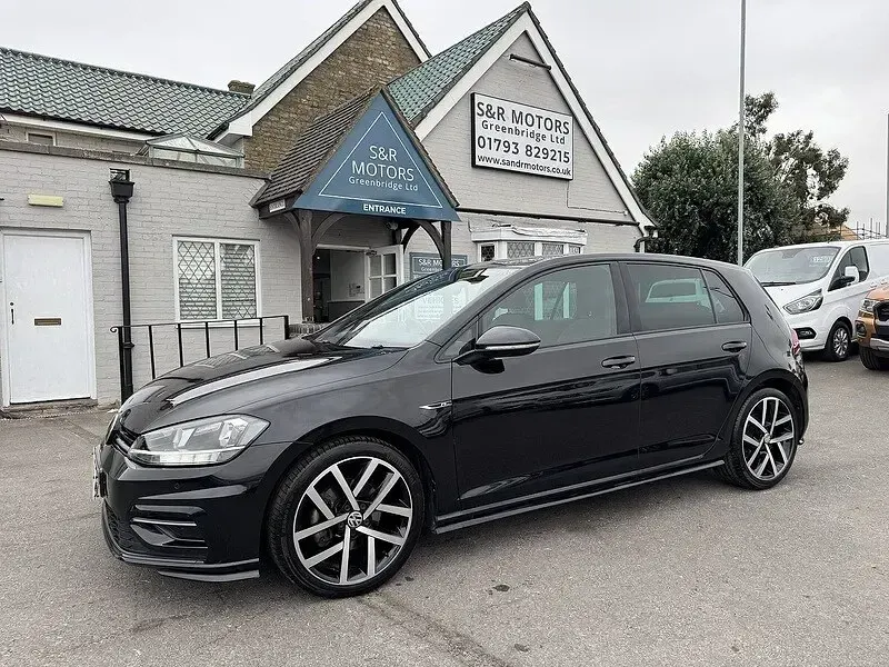 Used VW Golf VII R-line 147 HP (108 kW) 2017 Black Hatchback