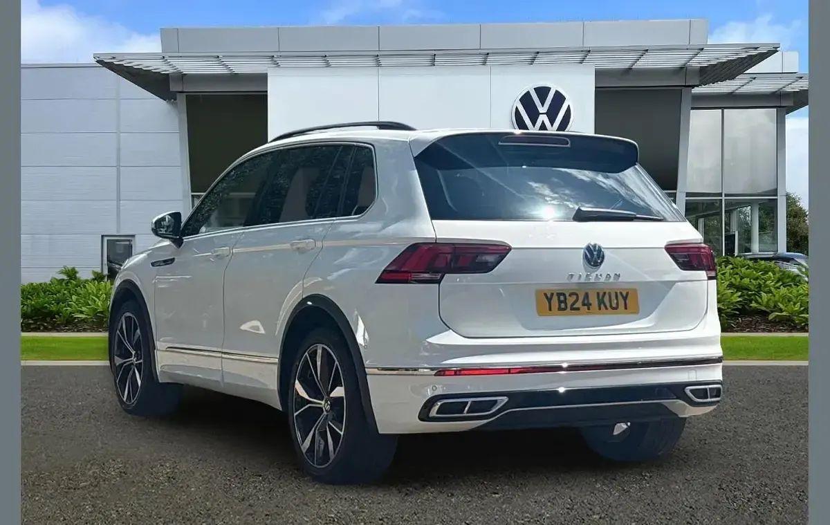Used VW Tiguan R-line Edition 150 HP (110 kW) 2024 White SUV
