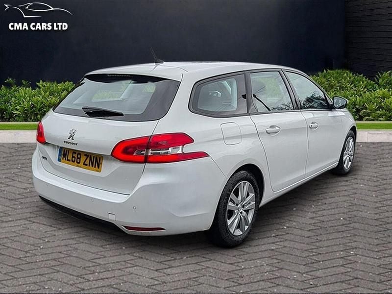 Used Peugeot 308 Active 2018 White Estate