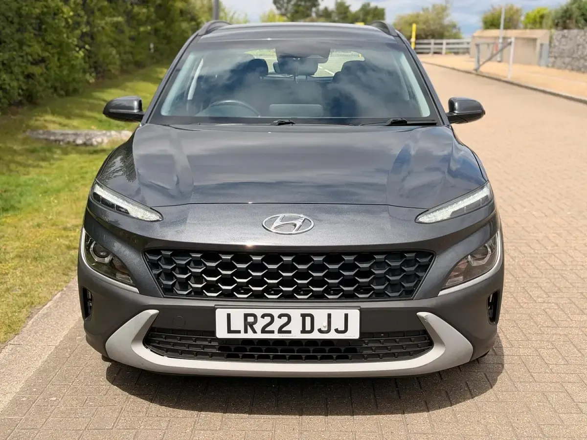 Used Hyundai Kona SE 141 HP (103 kW) 2022 Grey SUV