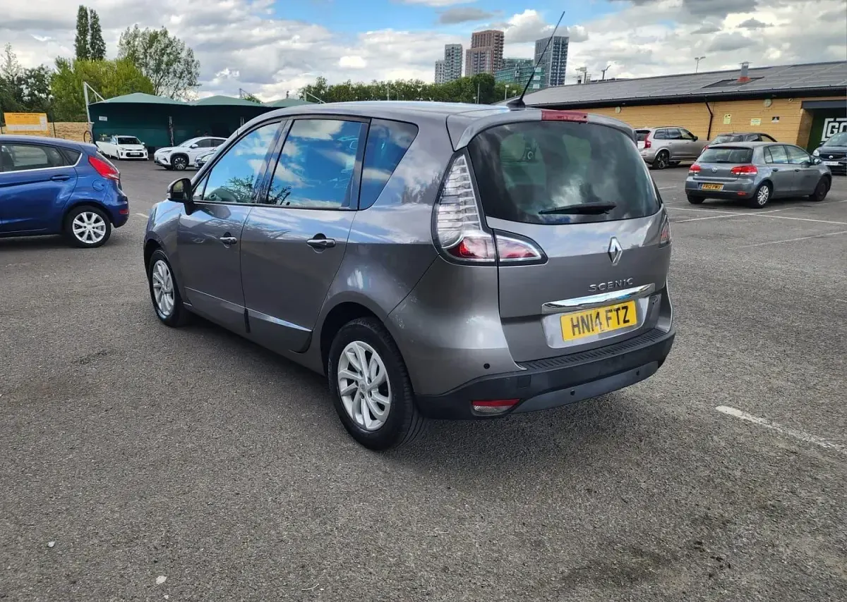 Used Renault Scénic III Dynamique 2014 Grey MPV