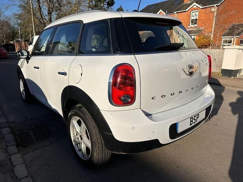Used Mini ONE 98 HP (72 kW) 2013 White Hatchback