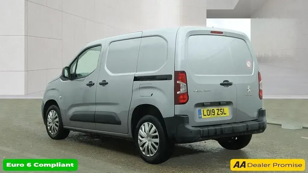 Used Peugeot Partner 2019 Grey MPV