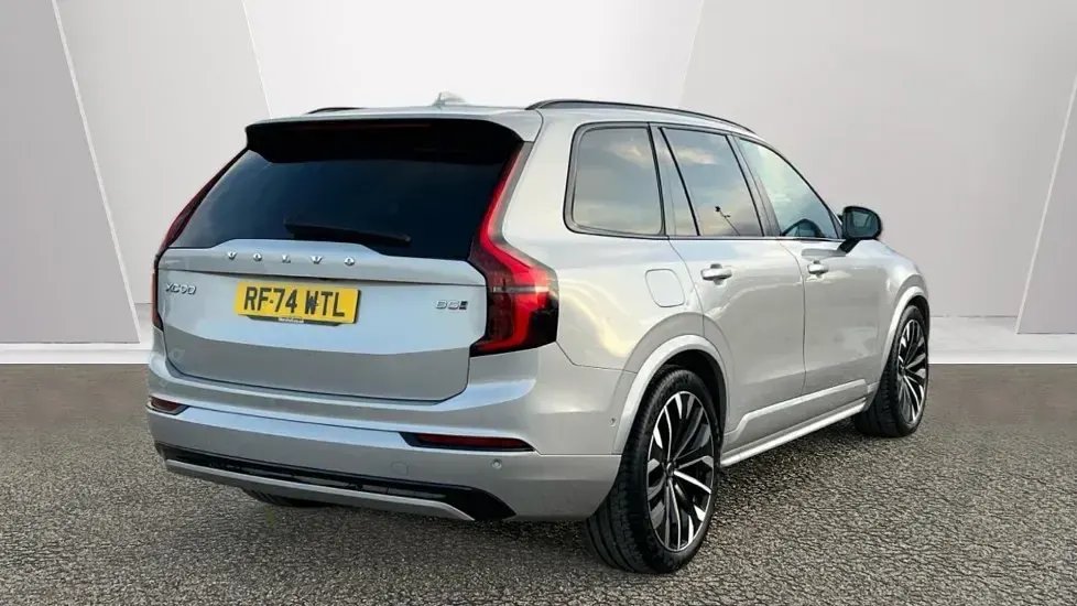 Used Volvo XC90 Ultra 250 HP (183 kW) 2025 Silver SUV