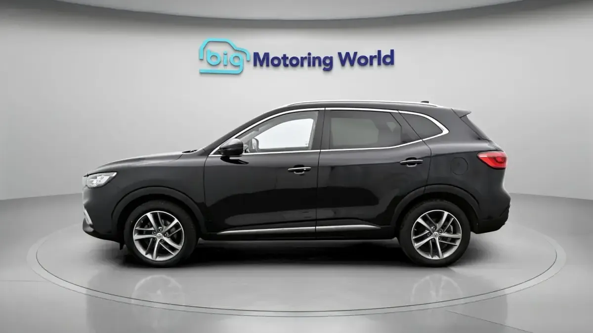 Usado MG HS Exclusive 162 CV (119 kW) 2023 Negro SUV