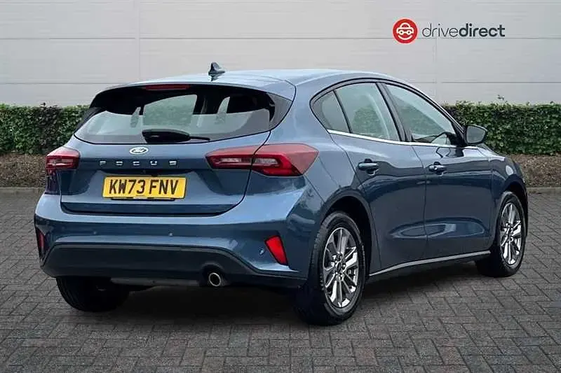 Used Ford Focus Titanium 125 HP (91 kW) 2024 Blue Hatchback