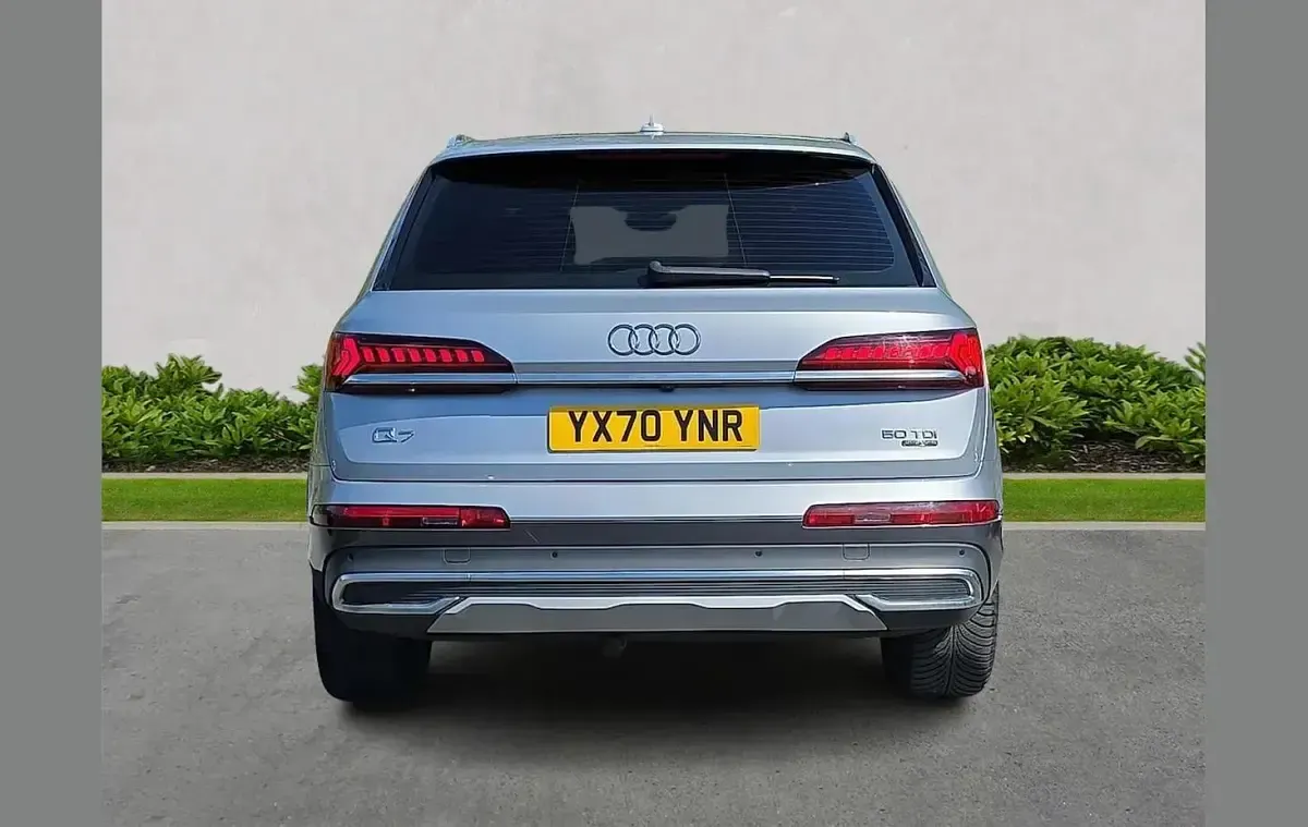 Usado Audi Q7 Sport 286 CV (210 kW) 2020 Plateado SUV